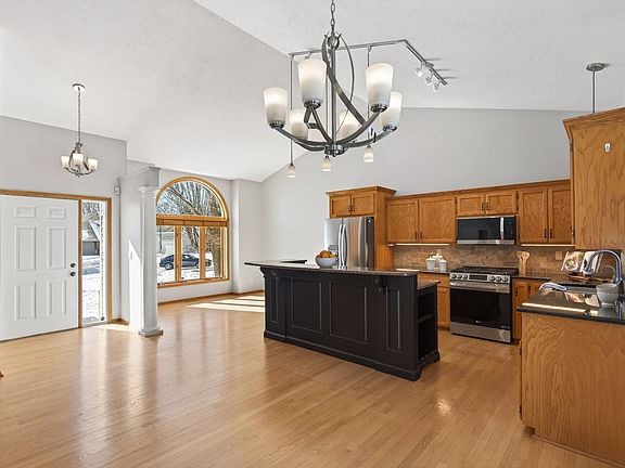 5th image of 1157 Ridge Bluff Ct