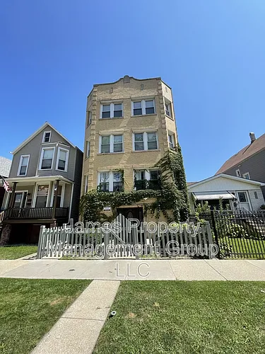 4023 N Troy St #2 Photo 1
