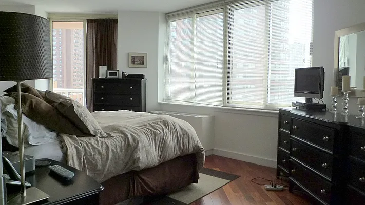 Rented by Town Residential | media 7