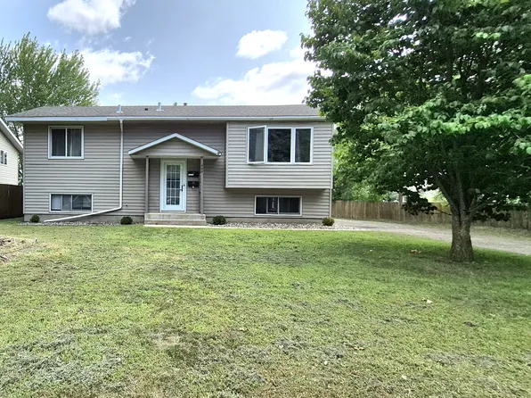 444 29th Ave N APT 2, Saint Cloud, MN 56303