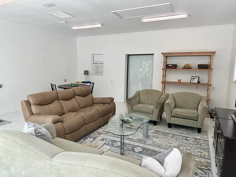 311 Shore T Rd — Photo 5