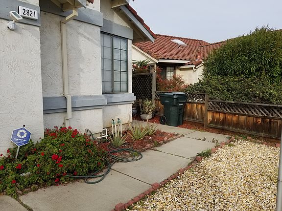 4th image of 2821 Cashew St
