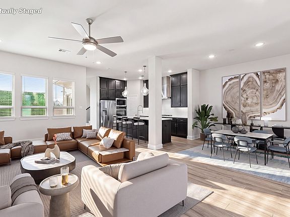 2nd image of 616 Aspen Valley Ln