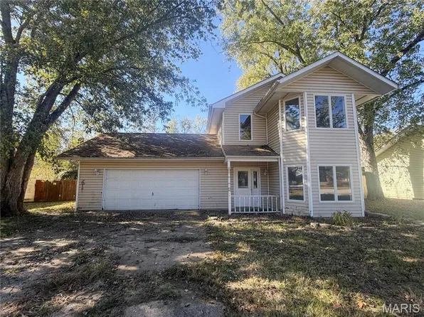 1202 Winchester Dr, Rolla, MO 65401