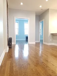 Rented by NYLA Realty