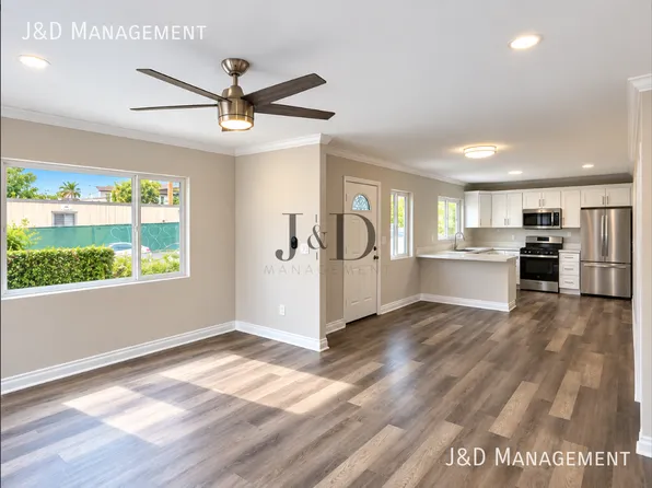 827 S 36th St, San Diego, CA 92113