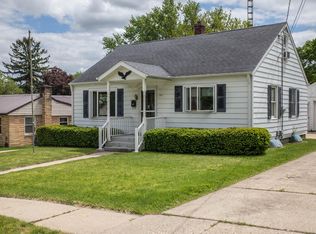 209 Frederick Ave, Fort Atkinson, WI 53538