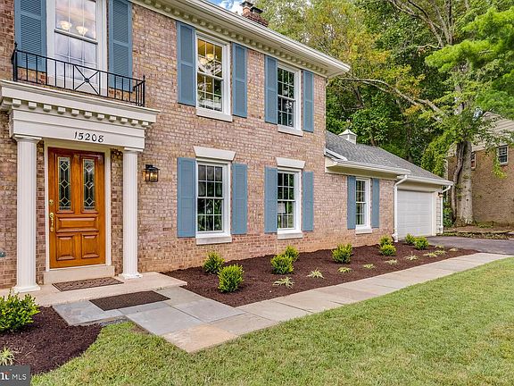 4th image of 15208 Red Clover Dr #37
