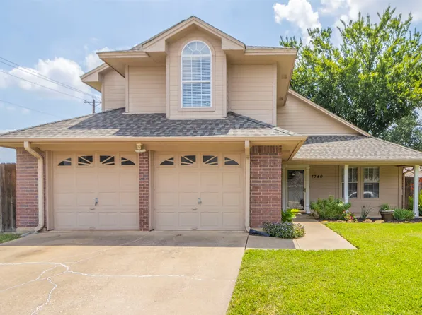 7740 Western Oaks Dr, North Richland Hills, TX 76182