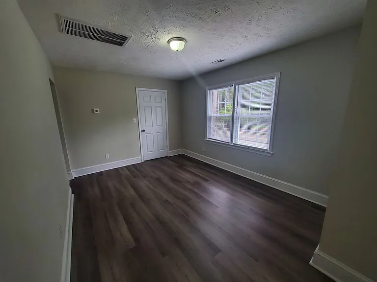 222A Woodrow St — Photo 4