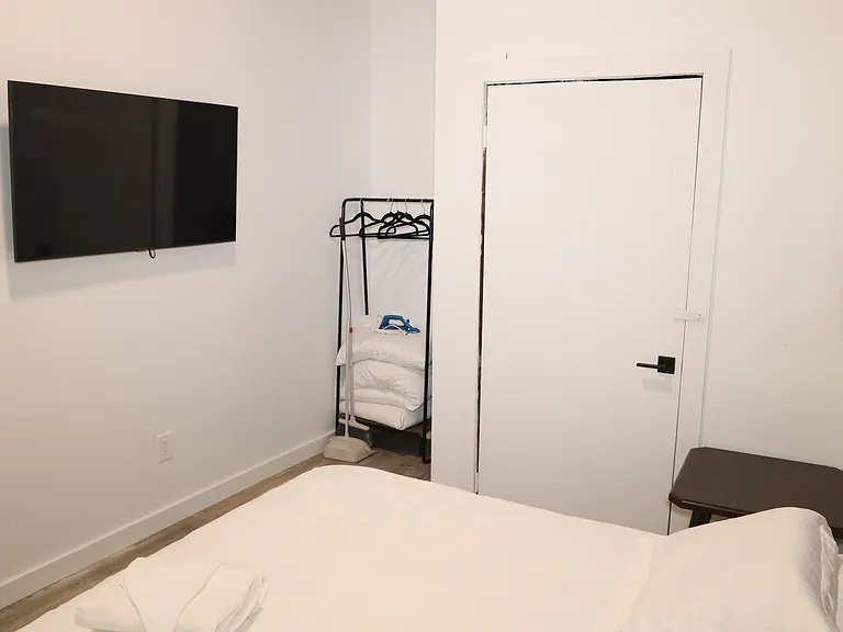 455 Pavonia Ave #1A — Photo 12