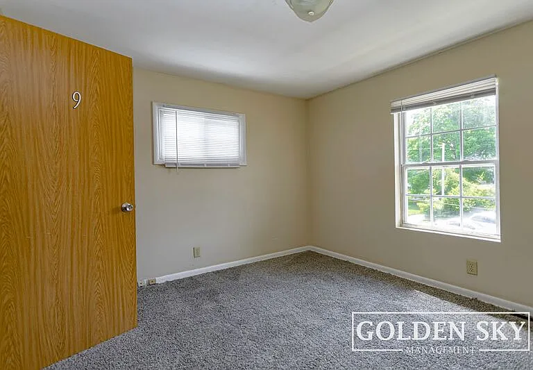 1925 W Jackson St #2 — Photo 18