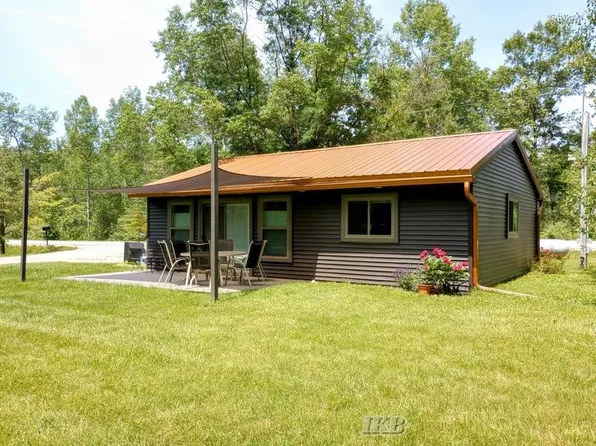 4606 Mohawk Trl, Gladwin, MI 48624