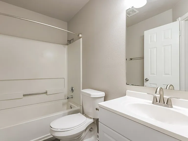 8151 Cheryl Meadow Dr — Photo 15