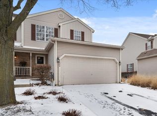 1480 Foxcroft Dr, Aurora, IL 60506