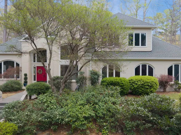 221 Chesley Ln, Chapel Hill, NC 27514