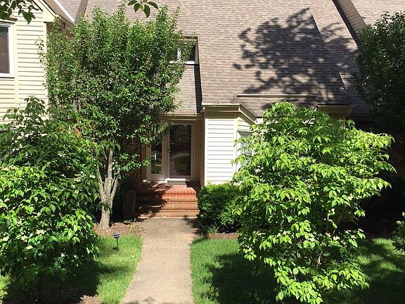 2nd image of 98 Fairway Dr