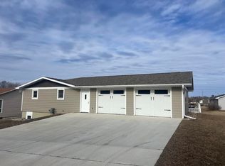 105 Pleasant Blvd, Spencer, IA 51301