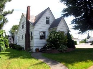 1020 S 3rd St, Mount Vernon, WA 98273