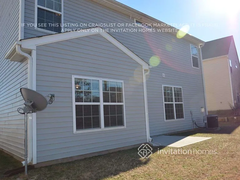 1267 Folkstone Ridge Ln — Photo 14