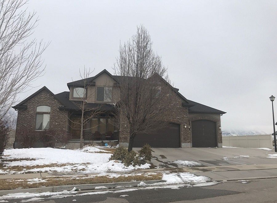 2nd image of 3208 N Alpine Vista Way