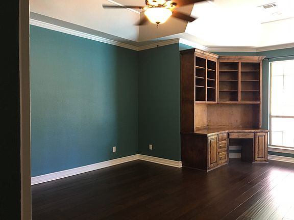 4th image of 3417 Channing Ln
