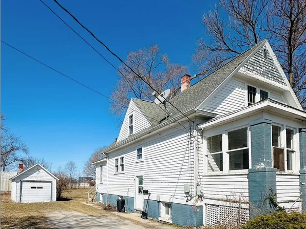 639 N Center St, Sebewaing, MI 48759