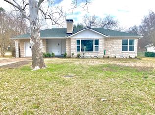 718 Lipscomb Blvd, Bonham, TX 75418