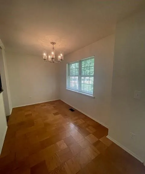 220 Crocker Dr #E — Photo 6