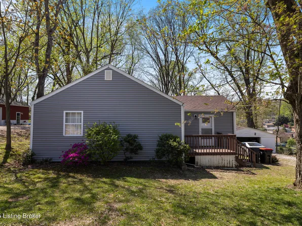 1610 Eskridge Ln, Louisville, KY 40216