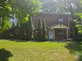 70 Wood Ave, Iselin, NJ 08830