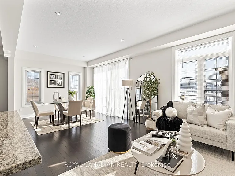 301 Buttonbush St #UPPER — Photo 11