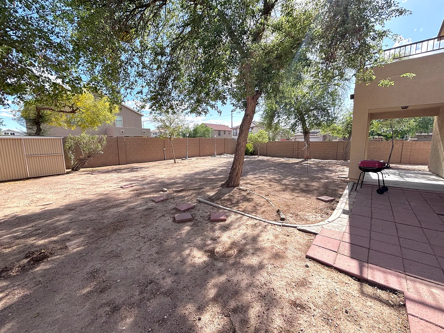 5 bed, 2302 sqft, $2,500 — Photo 4