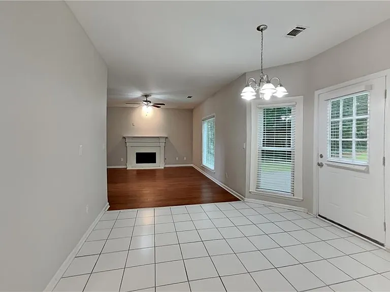 1240 Cedar Brook Dr — Photo 4