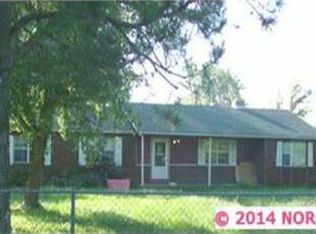 5735 N 440th Rd, Peggs, OK 74452