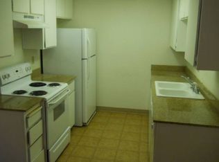 496 Cherry Ln APT A, Manteca, CA