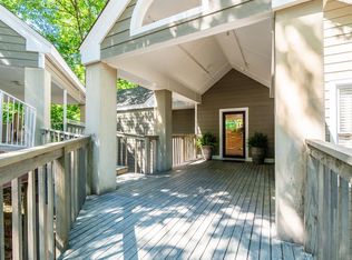 3722 Foxcroft Rd, Little Rock, AR 72227