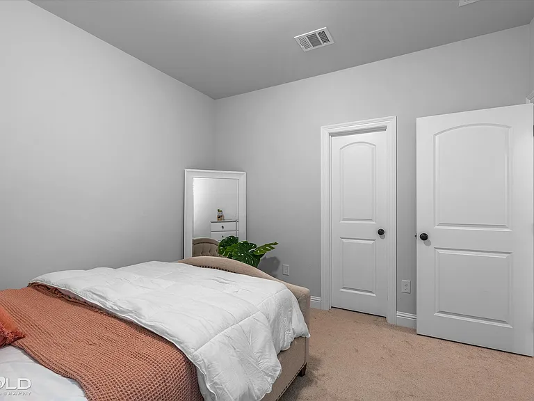 24 Venecia Ct — Photo 14