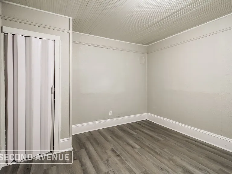 1522 W 22nd St — Photo 14