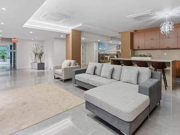 1238 63rd Street image 10 of 14