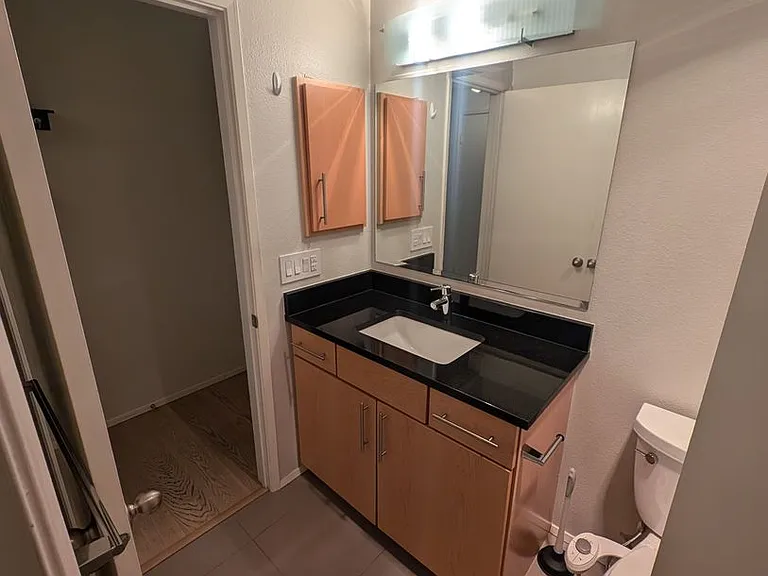 1800 Boylston Ave #304 — Photo 28