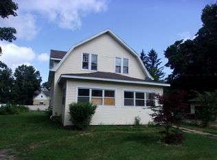 120 W Sherwood St, Decatur, MI 49045