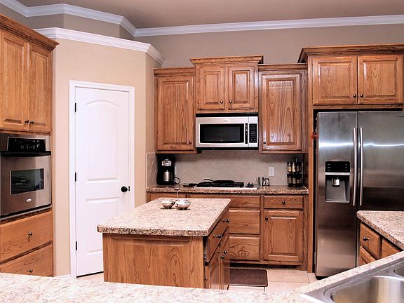 4th image of 4909 Woodhollow Dr