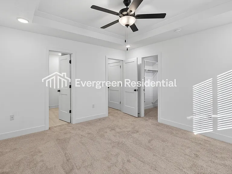 Barryview Townhomes — Photo 16