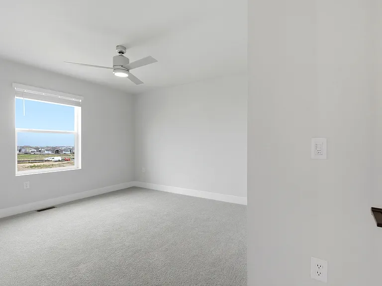 7389 Knapp Dr — Photo 27