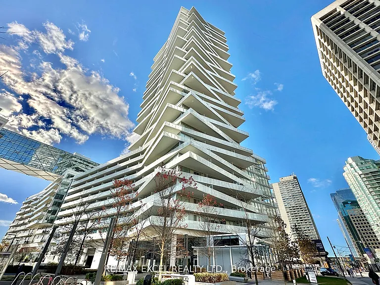 15 Queens Quay E #3101 — Photo 1