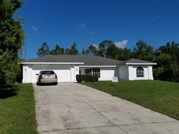 7247 River Country Dr, Weeki Wachee, FL 34607