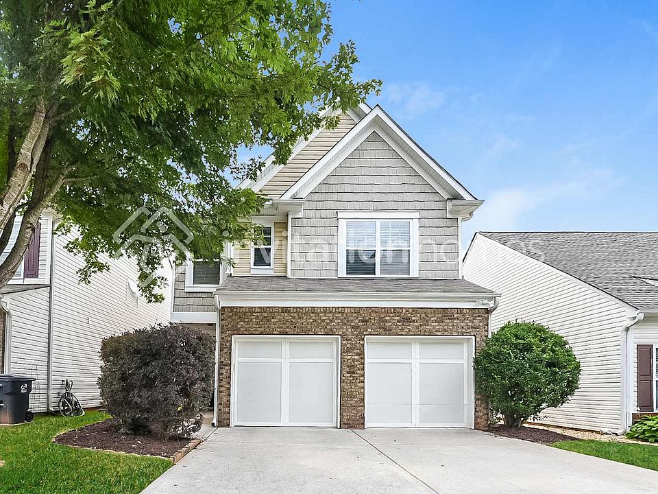 1st image of 739 Mountain Laurel Dr