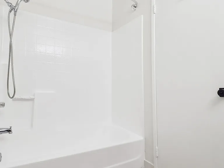 Bella Vista — Photo 4