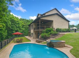 1935 Freemanville Crossing Ct, Milton, GA 30004